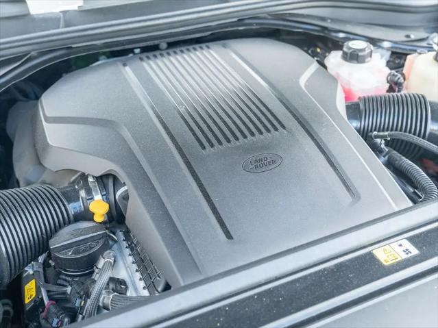 2025 Land Rover Range Rover P530 SE