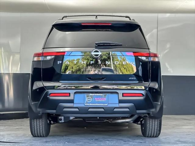 2026 Nissan Pathfinder SV