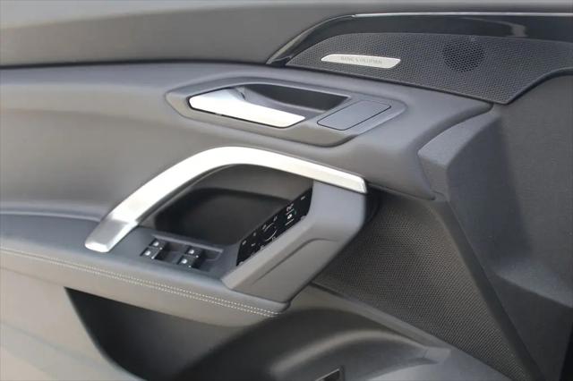 2025 Audi Q5 Prestige TFSI quattro S tronic