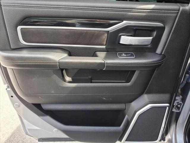 2020 Ram 3500 Laramie Crew Cab 4x4 8' Box