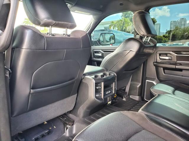 2020 Ram 3500 Laramie Crew Cab 4x4 8' Box