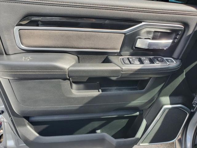 2020 Ram 3500 Laramie Crew Cab 4x4 8' Box