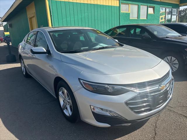 2022 Chevrolet Malibu FWD LT