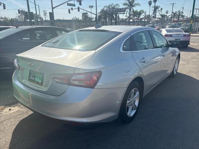 2022 Chevrolet Malibu FWD LT