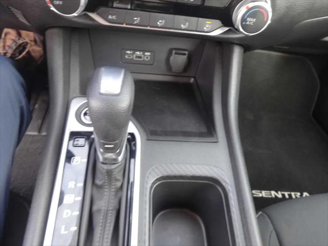 2022 Nissan Sentra SV Xtronic CVT