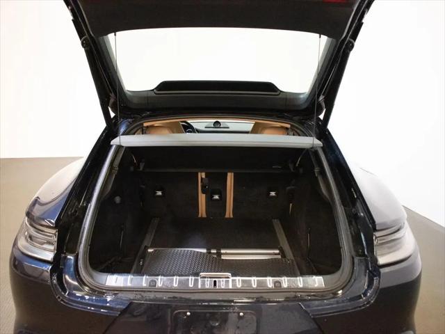 2022 Porsche Panamera Platinum Edition