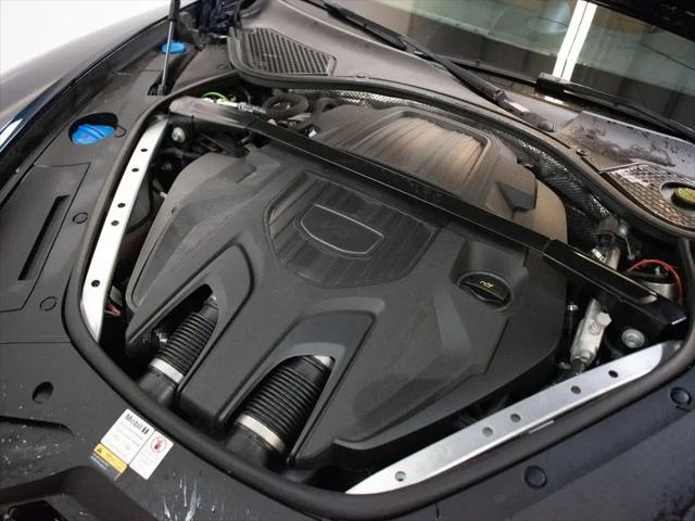 2022 Porsche Panamera Platinum Edition