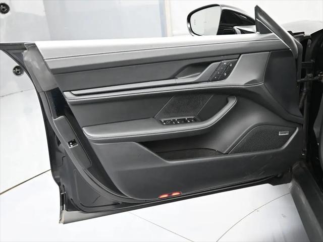 2025 Porsche Taycan Taycan