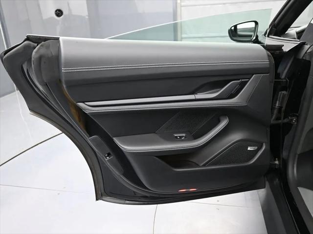 2025 Porsche Taycan Taycan