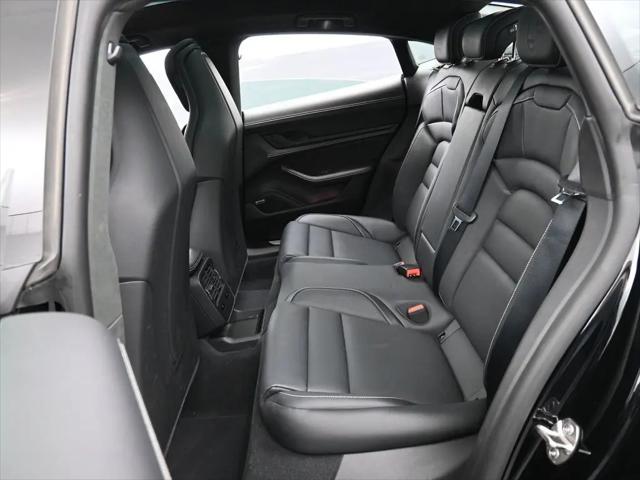 2025 Porsche Taycan Taycan