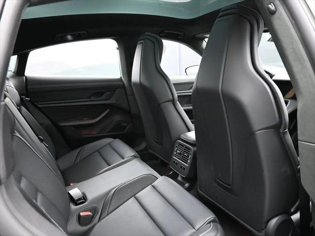 2025 Porsche Taycan Taycan