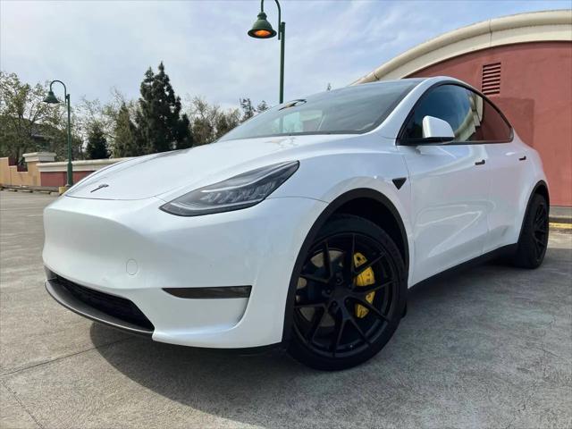 2022 Tesla Model Y Long Range Dual Motor All-Wheel Drive