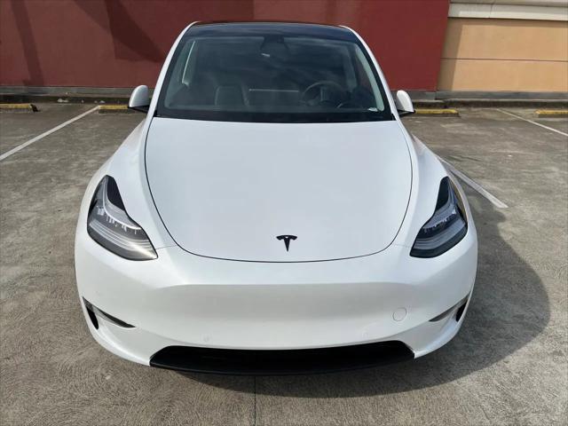 2022 Tesla Model Y Long Range Dual Motor All-Wheel Drive