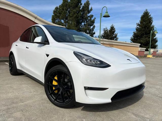 2022 Tesla Model Y Long Range Dual Motor All-Wheel Drive