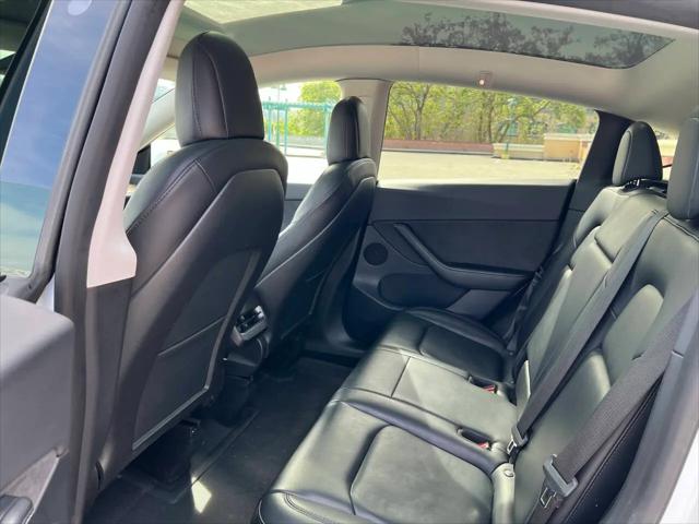 2022 Tesla Model Y Long Range Dual Motor All-Wheel Drive