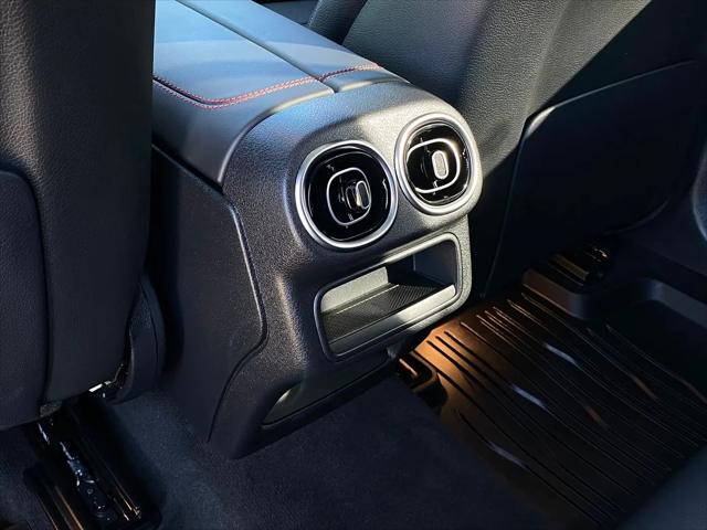 2026 Mercedes-Benz GLC 4MATIC