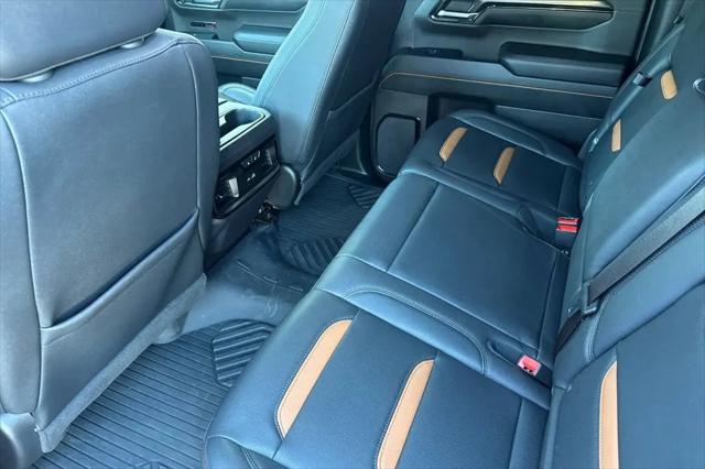2024 GMC Sierra 1500 4WD Crew Cab Short Box AT4