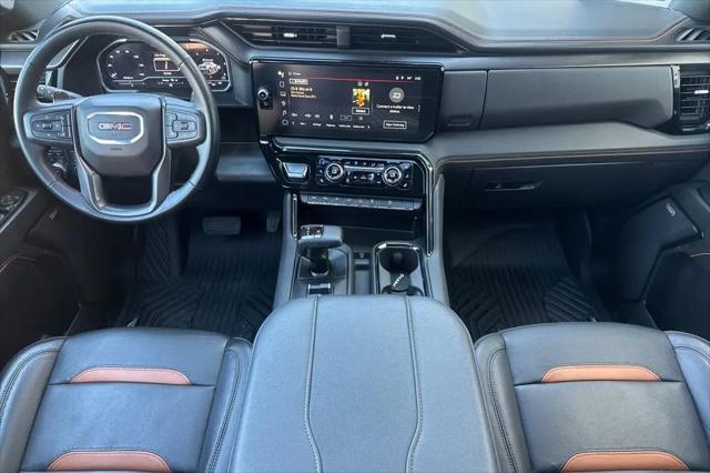 2024 GMC Sierra 1500 4WD Crew Cab Short Box AT4
