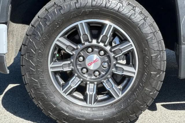 2024 GMC Sierra 1500 4WD Crew Cab Short Box AT4