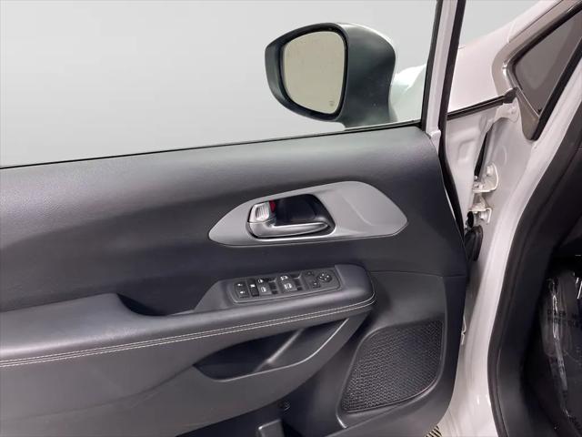 2023 Chrysler Pacifica Touring