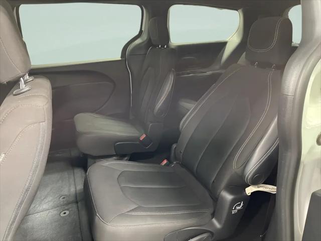 2023 Chrysler Pacifica Touring
