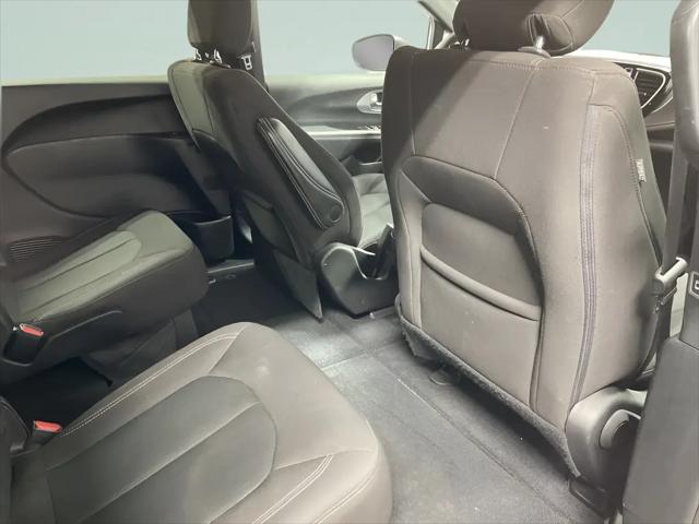 2023 Chrysler Pacifica Touring