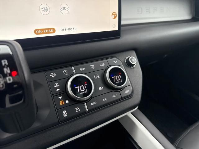 2025 Land Rover Defender 110 P400 X-Dynamic SE