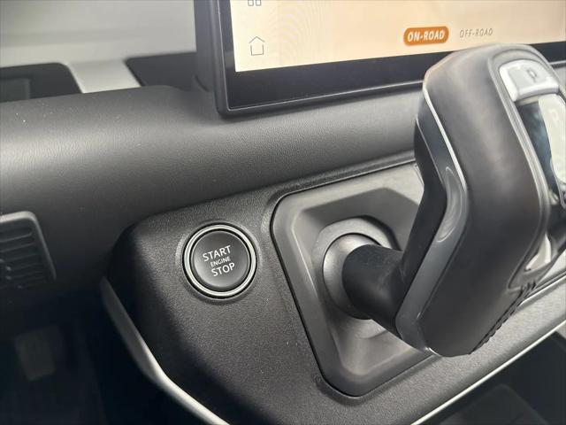 2025 Land Rover Defender 110 P400 X-Dynamic SE