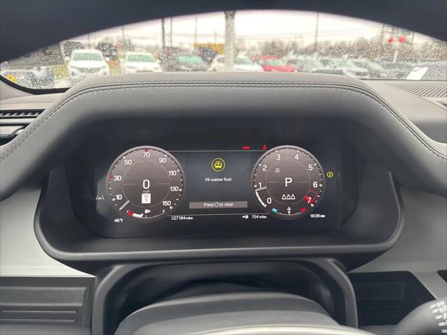 2025 Land Rover Defender 110 P400 X-Dynamic SE