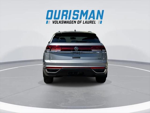 2026 Volkswagen Atlas Cross Sport SE with Technology