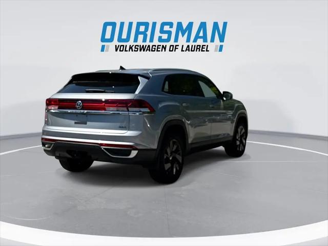2026 Volkswagen Atlas Cross Sport SE with Technology