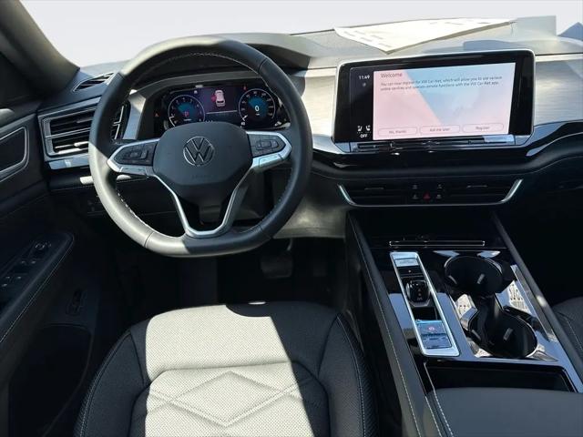 2026 Volkswagen Atlas Cross Sport SE with Technology