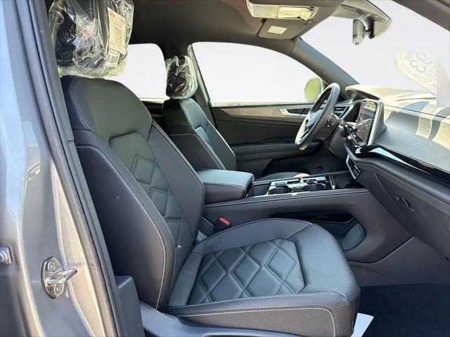 2026 Volkswagen Atlas Cross Sport SE with Technology