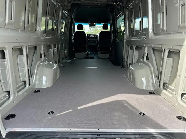 2026 Mercedes-Benz Sprinter 2500 High Roof 4-Cyl Diesel HO