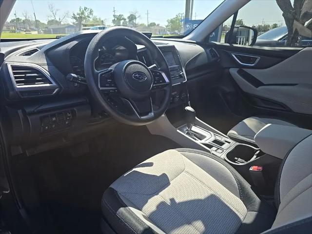2023 Subaru Forester Base