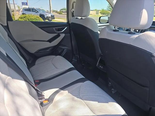 2023 Subaru Forester Base