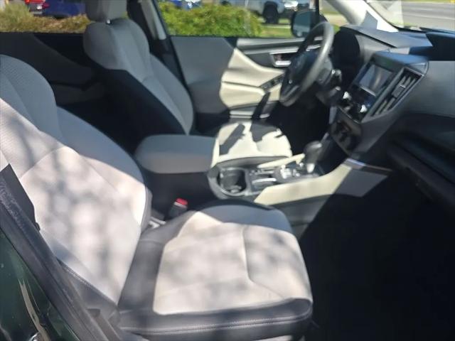 2023 Subaru Forester Base