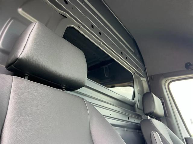 2026 Mercedes-Benz Sprinter 2500 High Roof 4-Cyl Diesel