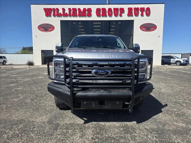 2023 Ford F-250 LARIAT