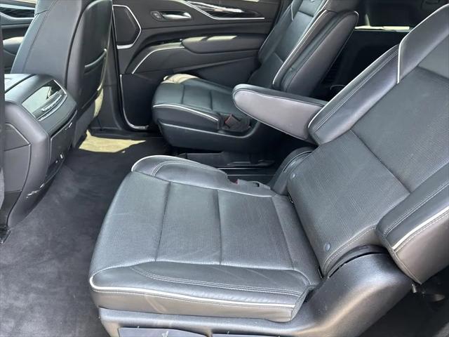 2023 Cadillac Escalade ESV 4WD Sport