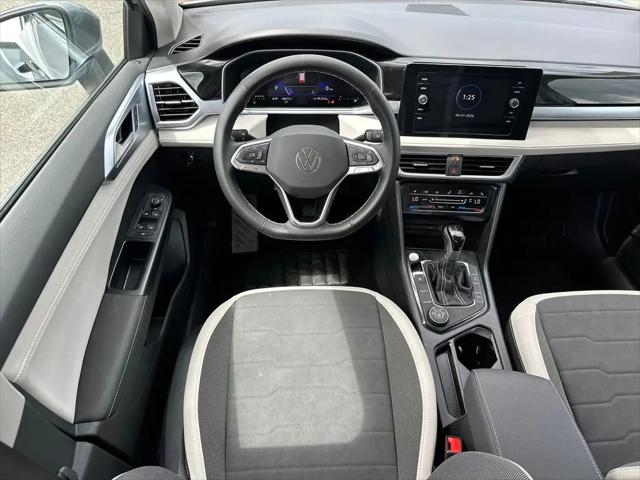 2025 Volkswagen Taos 1.5T SE