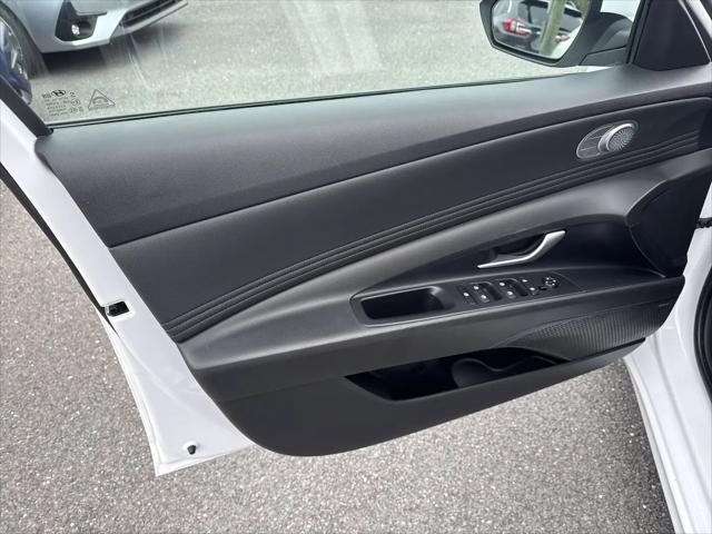 2023 Hyundai Elantra Hybrid Limited