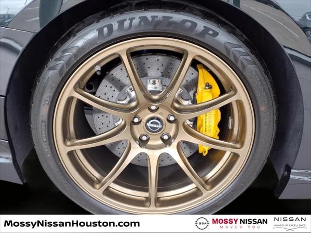 2024 Nissan GT-R T-spec Dual-clutch 6-Speed Transmission