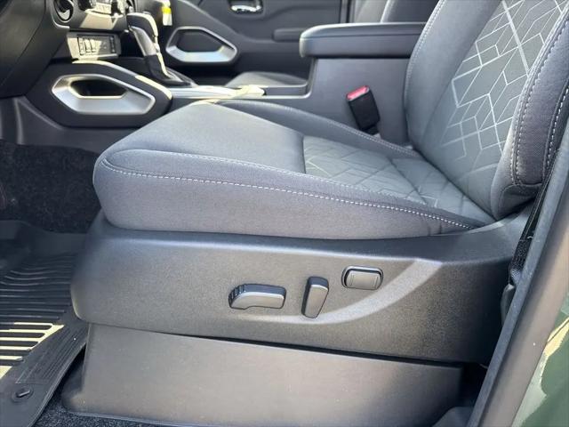 2026 Nissan Frontier Crew Cab SV 4x4