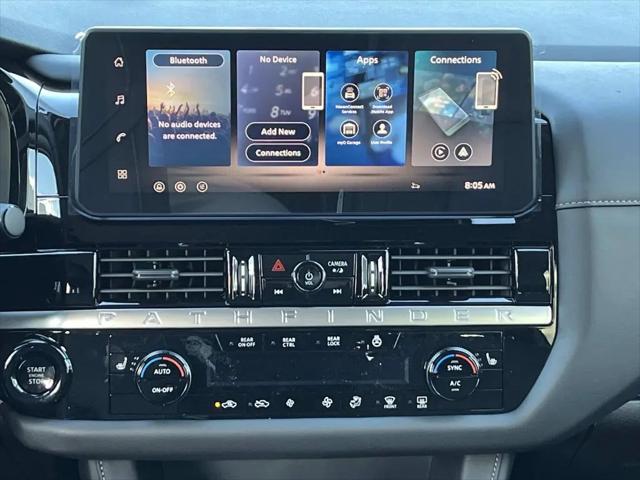 2026 Nissan Pathfinder SL