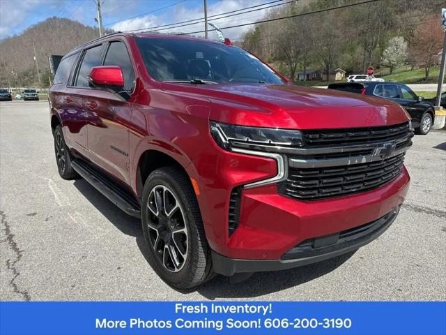 2022 Chevrolet Suburban 4WD RST