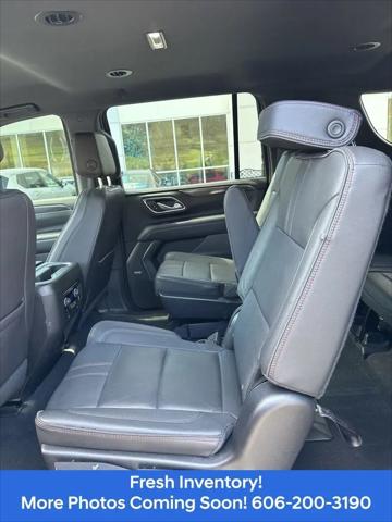 2022 Chevrolet Suburban 4WD RST