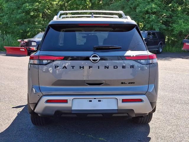 2023 Nissan Pathfinder SL 4WD