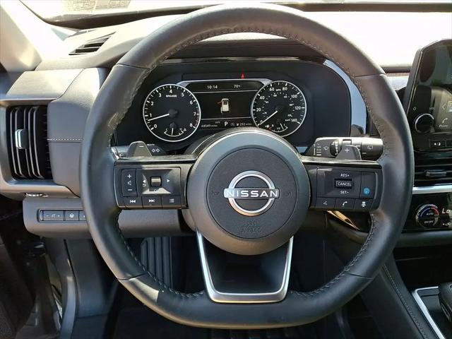 2023 Nissan Pathfinder SL 4WD
