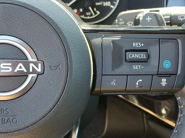 2023 Nissan Pathfinder SL 4WD